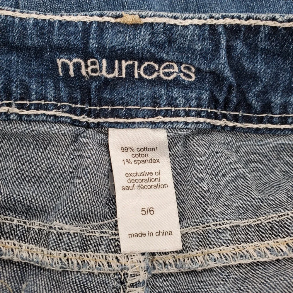 Maurices Juniors 5 / 6 Distressed Straight Leg Stretch Denim Jeans‎ Pre-Owned